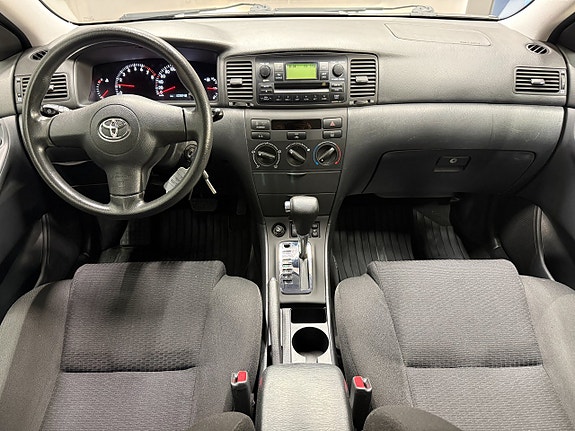 Toyota Corolla 13 of 17
