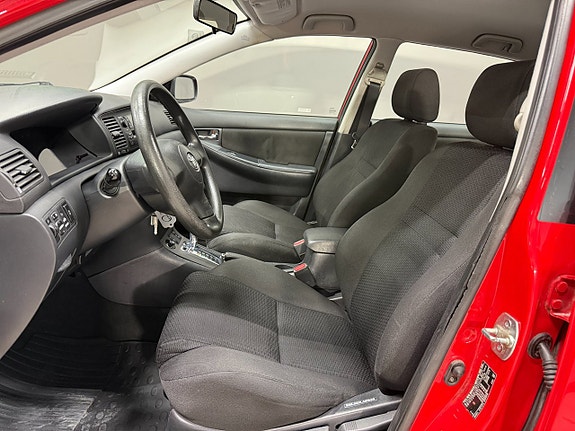 Toyota Corolla 9 of 17