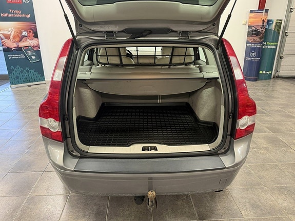 VOLVO V50 T5 2.5 220 ch BVM - CUIR - ATTELAGE - 246000 km