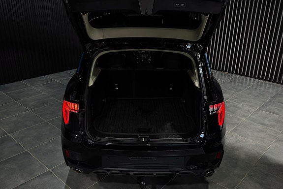 Lynk & Co 01 8 of 28