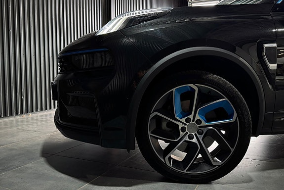 Lynk & Co 01 9 of 28