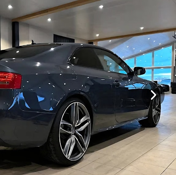 Audi A5 2 of 8