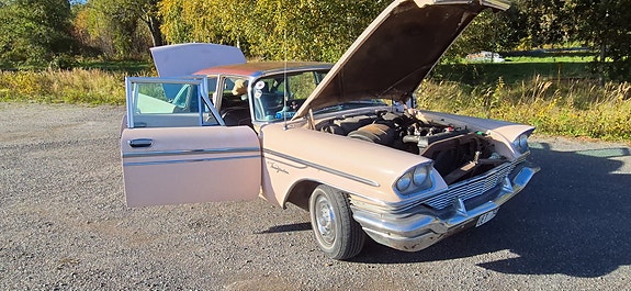 Chrysler New Yorker 9 of 10
