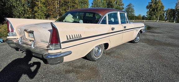 Chrysler New Yorker 3 of 10