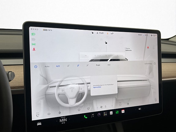 Tesla Model Y 28 of 30