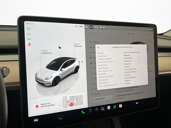 Tesla Model Y 25 of 30
