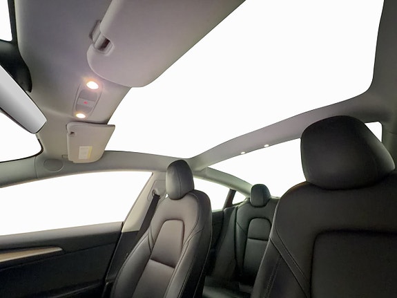 Tesla Model 3 18 of 30