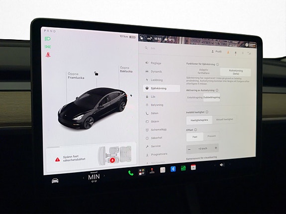 Tesla Model 3 26 of 30