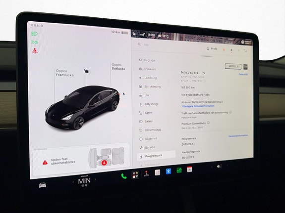 Tesla Model 3 27 of 30