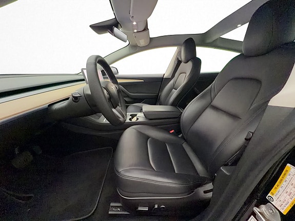 Tesla Model 3 12 of 30