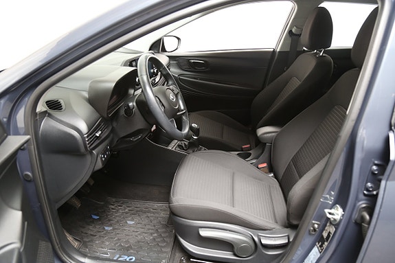 Hyundai i20 10 of 23