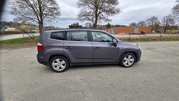 Chevrolet Orlando 4 of 5