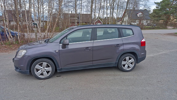 Chevrolet Orlando 3 of 5
