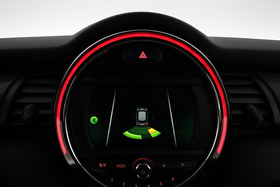MINI Cooper 18 of 24