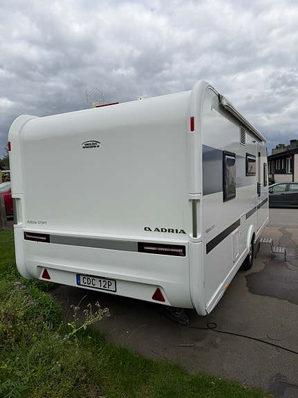 Adria Adora 573pt 4 of 20