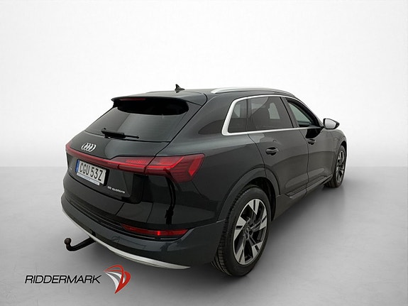 Audi e-tron 9 of 30