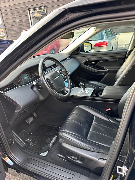 Land Rover Range Rover Evoque 8 of 10