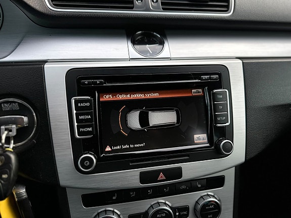 Volkswagen Passat Alltrack 10 of 22