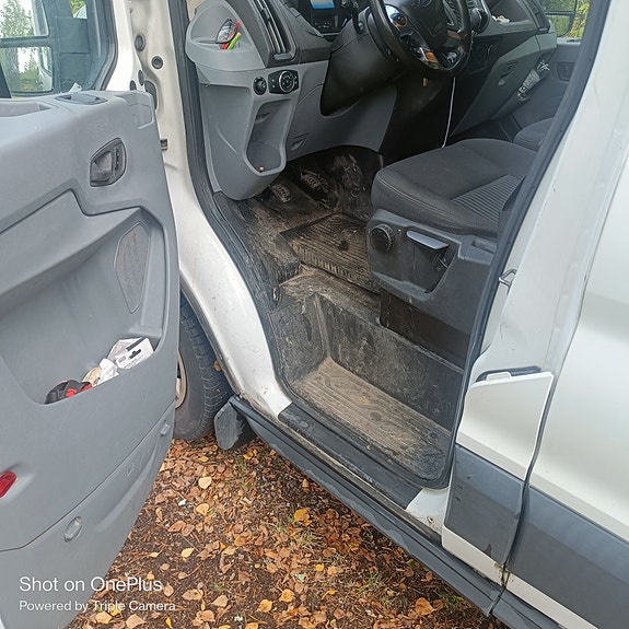 Ford Transit 18 of 24