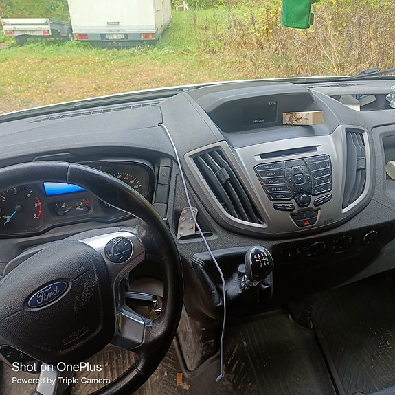 Ford Transit 17 of 24