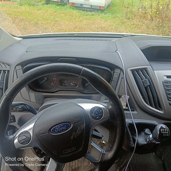 Ford Transit 15 of 24