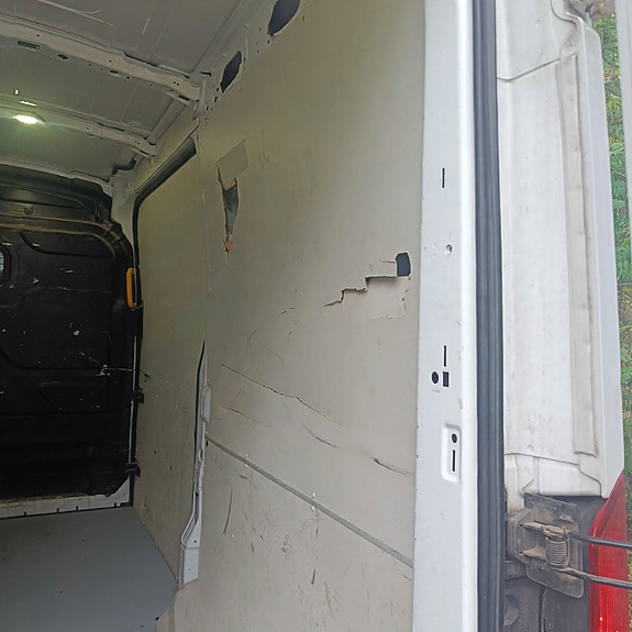 Ford Transit 22 of 24