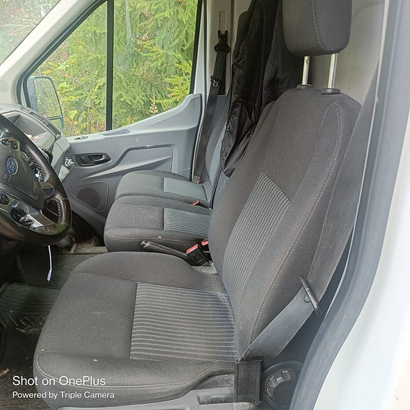 Ford Transit 12 of 24