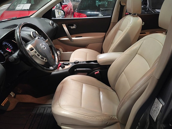 Nissan Qashqai+2 8 of 22