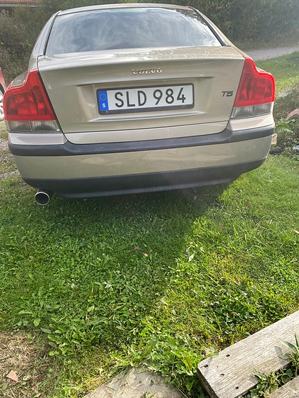 Volvo S60 3 of 9