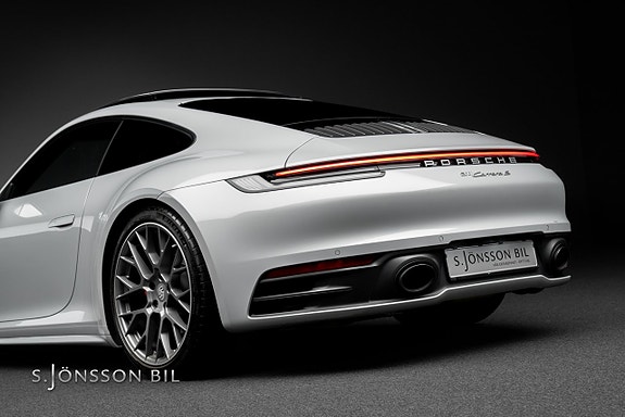Porsche 911 Carrera S 9 of 23
