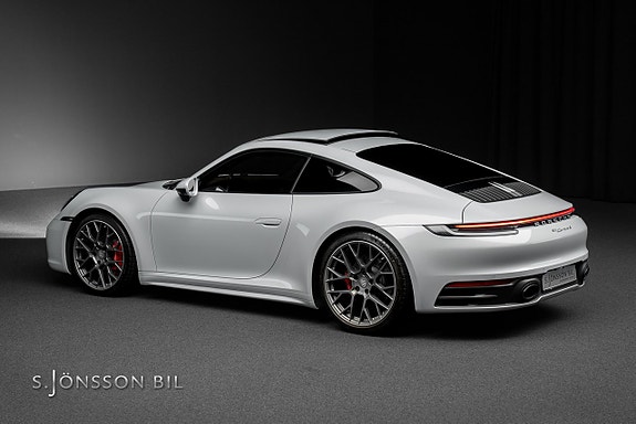 Porsche 911 Carrera S 8 of 23