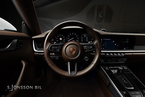 Porsche 911 Carrera S 17 of 23