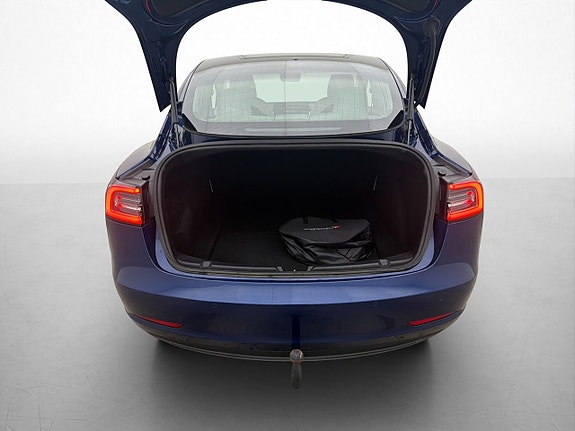 Tesla Model 3 10 of 30
