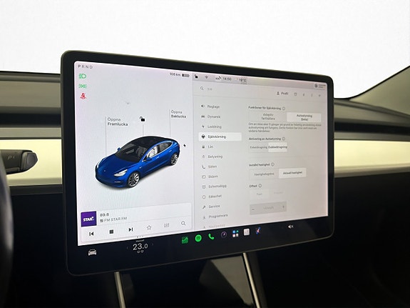 Tesla Model 3 21 of 30
