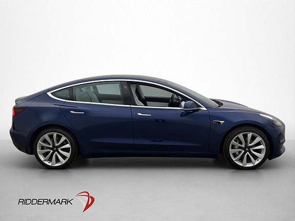 Tesla Model 3 8 of 30