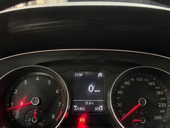 Volkswagen Passat 9 of 9