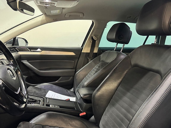 Volkswagen Passat 7 of 13