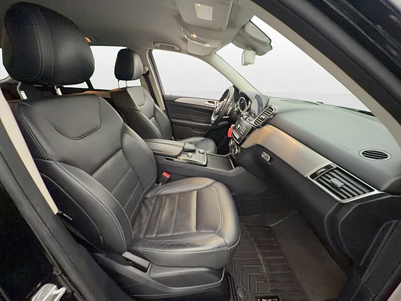 Mercedes-Benz GLE250 d 10 of 30