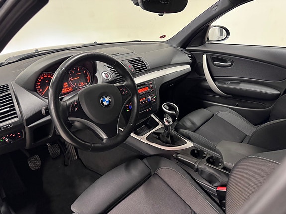 BMW 118d 9 of 17