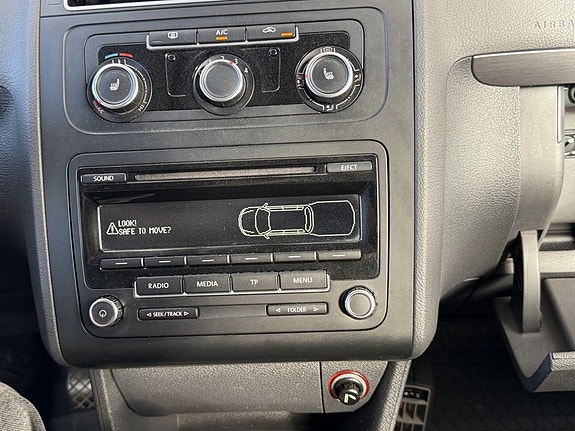 Volkswagen Touran 20 of 24