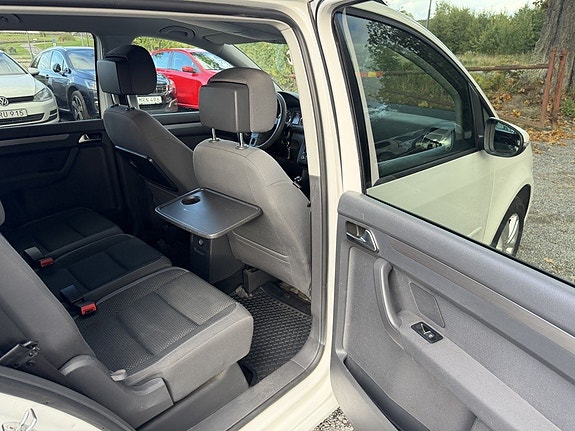 Volkswagen Touran 17 of 24
