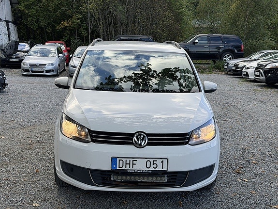 Volkswagen Touran 5 of 24