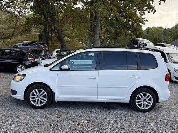 Volkswagen Touran 7 of 24