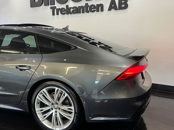 Audi A7 6 of 22