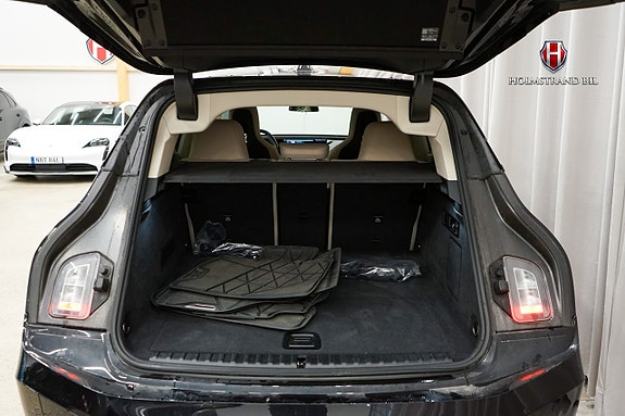 BMW iX 23 of 25
