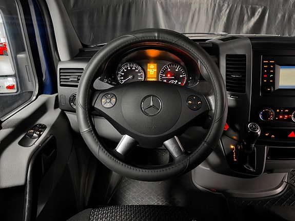 Mercedes-Benz Sprinter 319 24 of 30