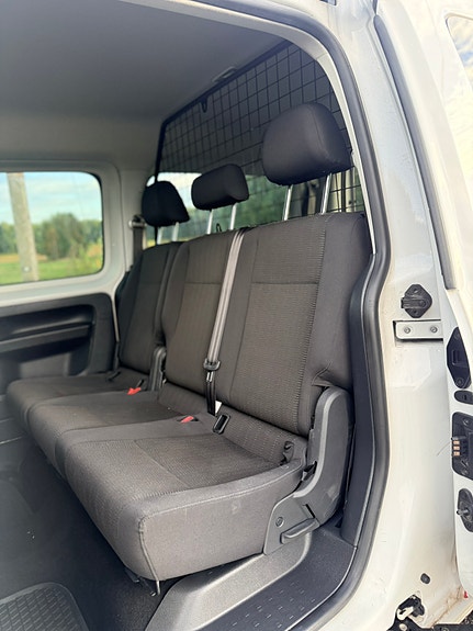 Volkswagen Caddy Maxi 5 of 9