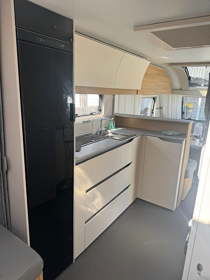Adria Adora 613 ul 7 of 9