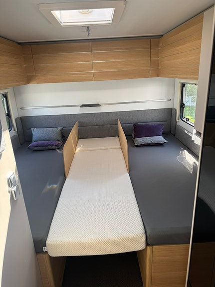 Adria Adora 613 ul 4 of 9