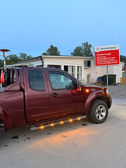 Nissan Navara 3 of 6